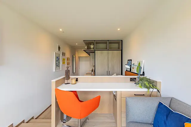 Stretch Studio Garden room image 2
