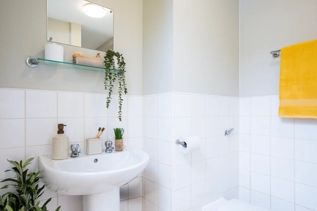 Ensuite Large High Double