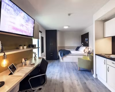lyra-london-ROOM