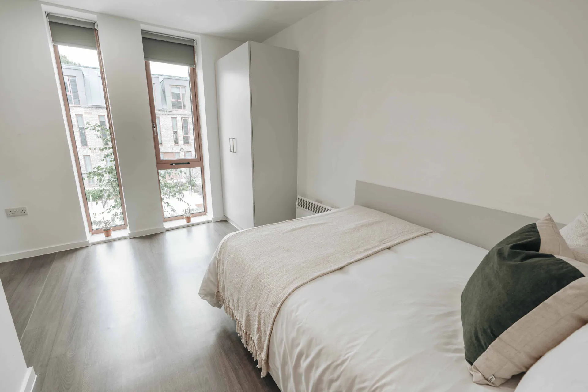 alma-court-1-canterbury-Gold En-Suite