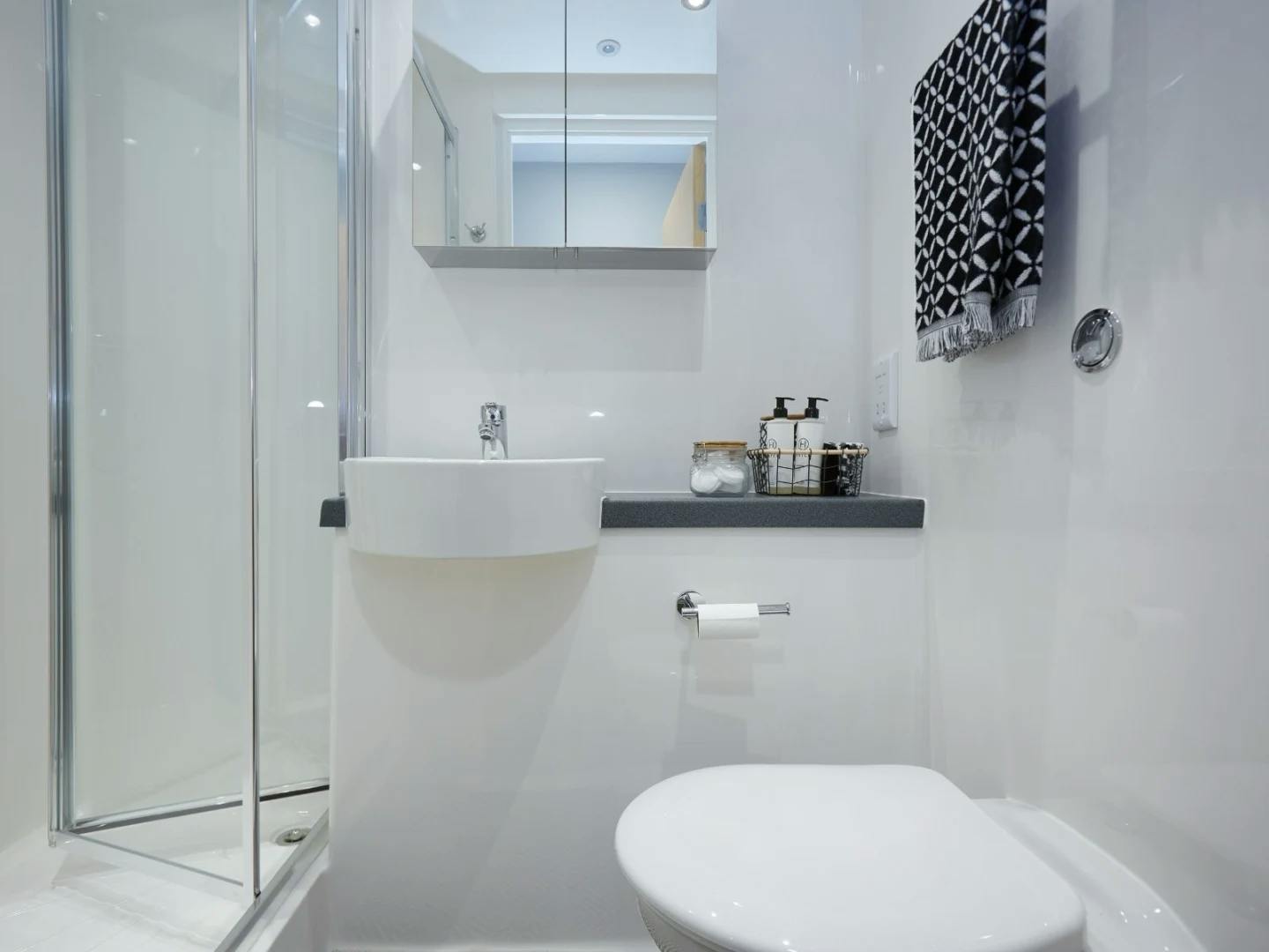 Gold En Suite