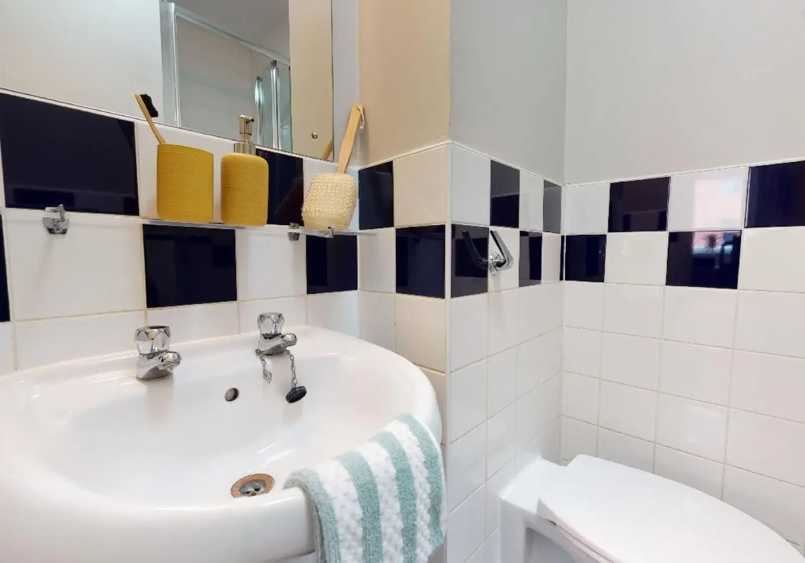 Gold En-Suite Plus