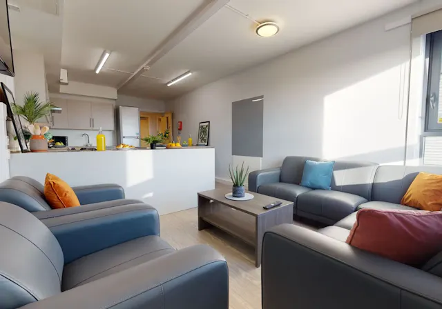 Gold En Suite Plus room image 2