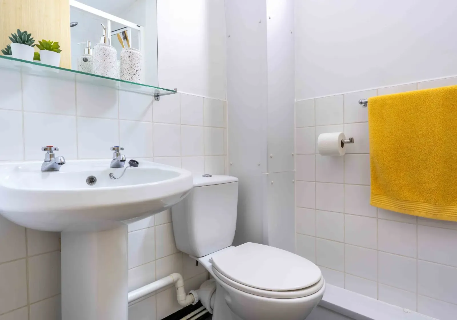 Gold En Suite