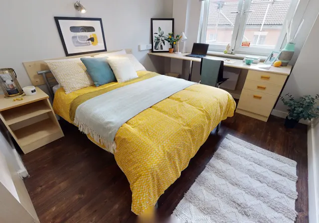 Gold En Suite room image 1