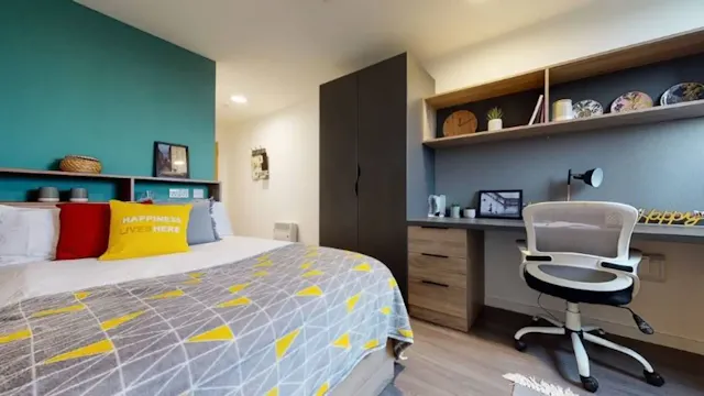 Gold Ensuite Room room image 1