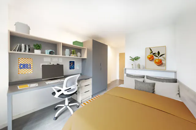 Gold Ensuite Upper Level room image 1