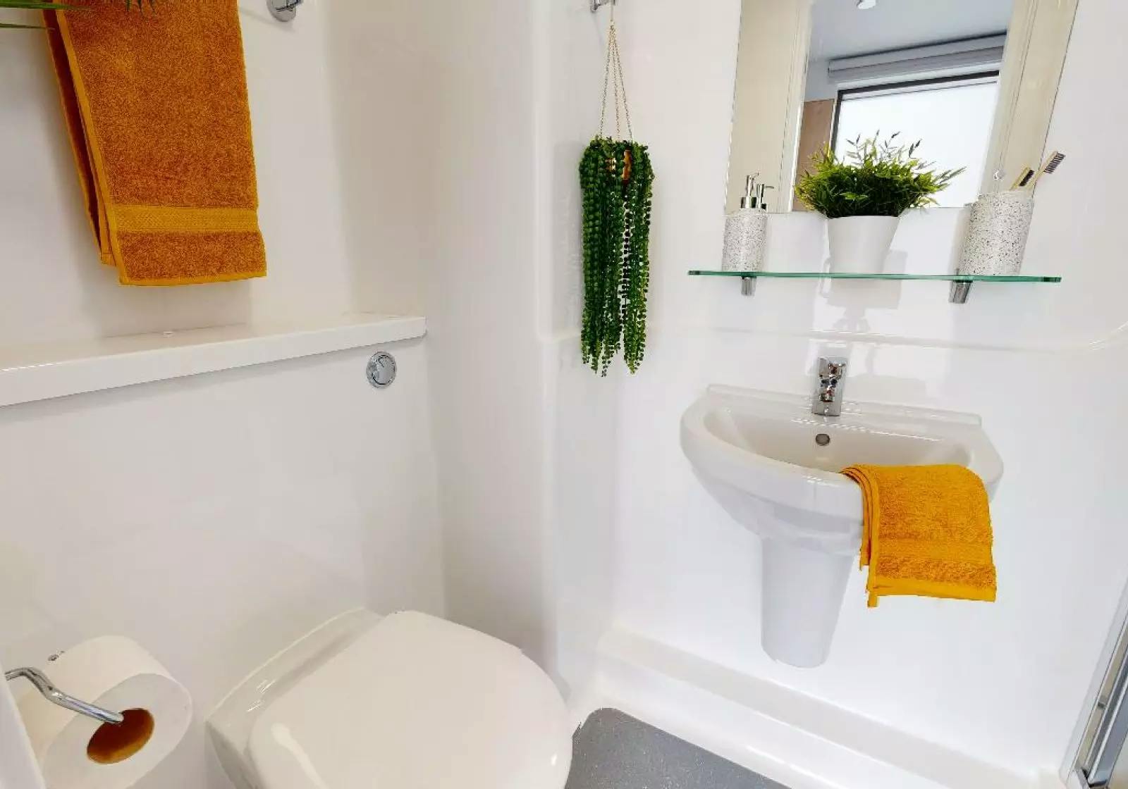 Gold En Suite Premium