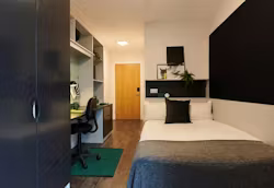 binary-hub-dublin-Gold En-Suite
