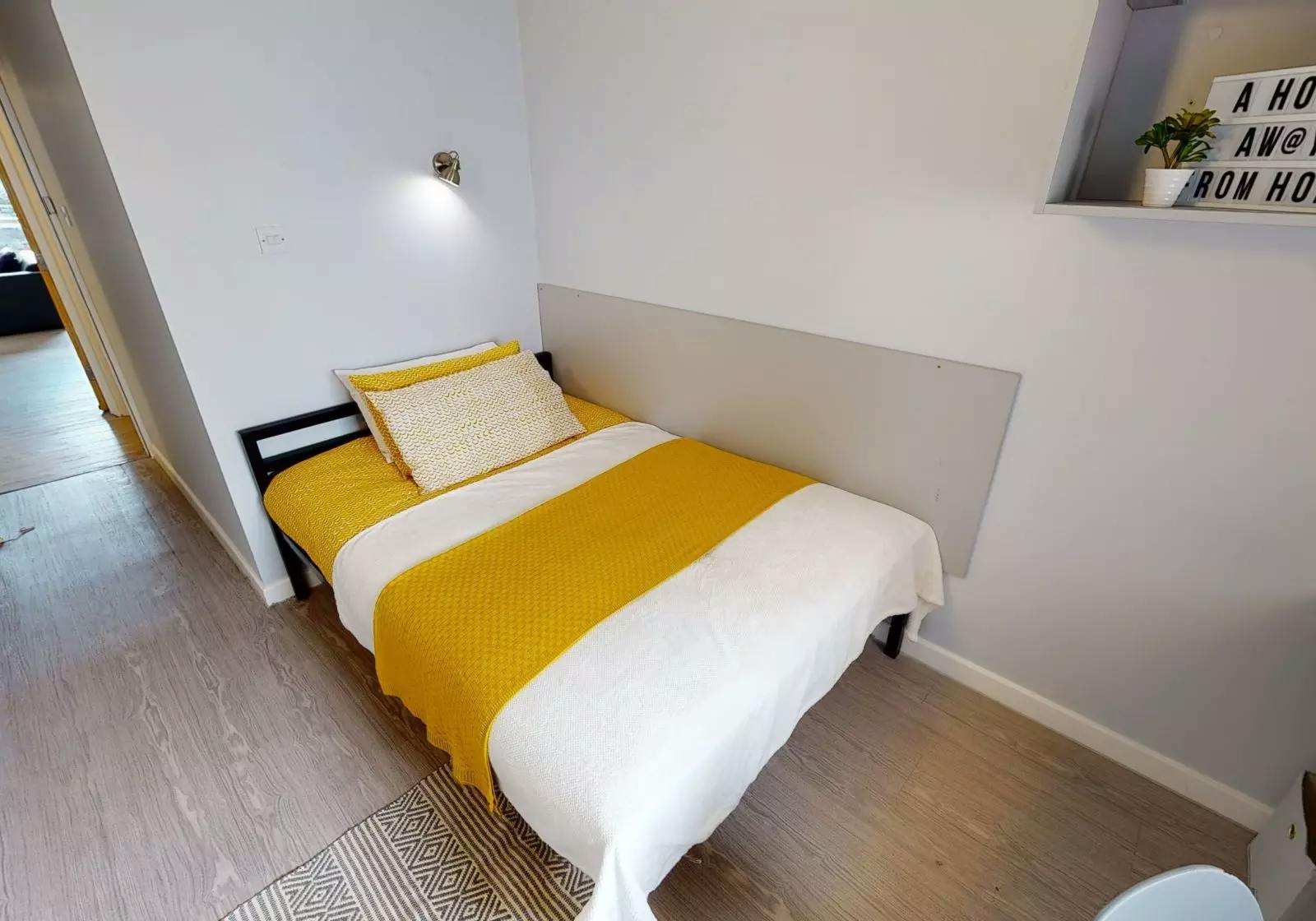 Gold One Bed Apartment