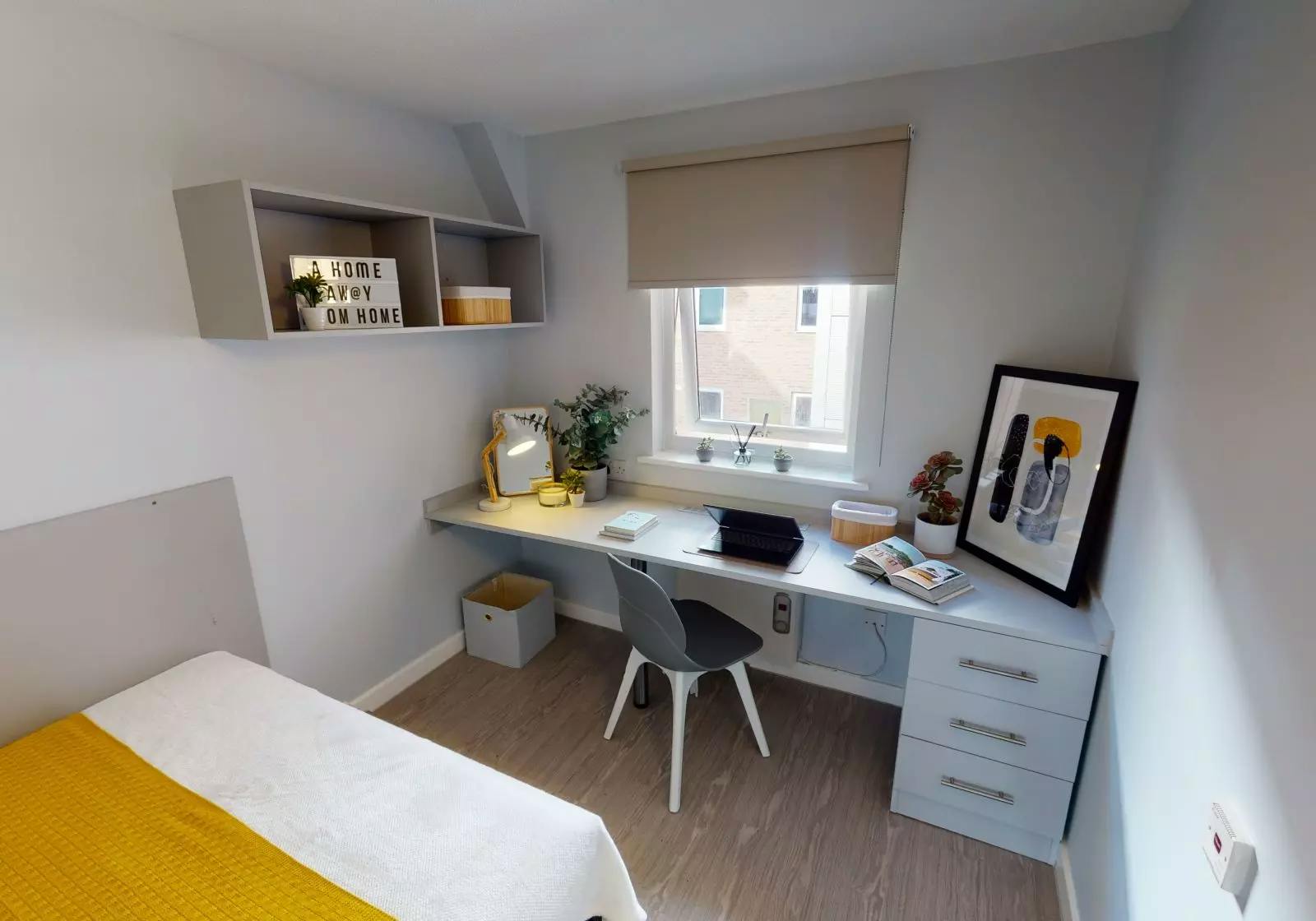Gold One Bed Apartment