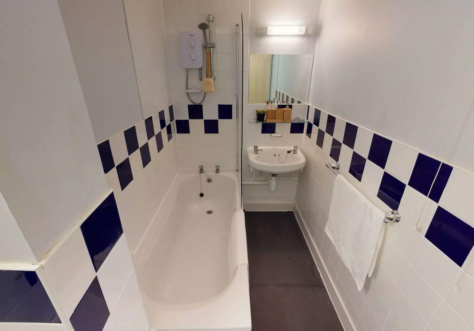 Gold One Bed Apartment