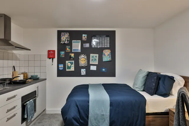 Gold Penthouse Studio room image 1