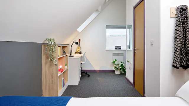 Gold Plus Ensuite room image 1