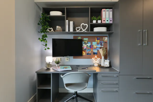 Gold Studio room image 3