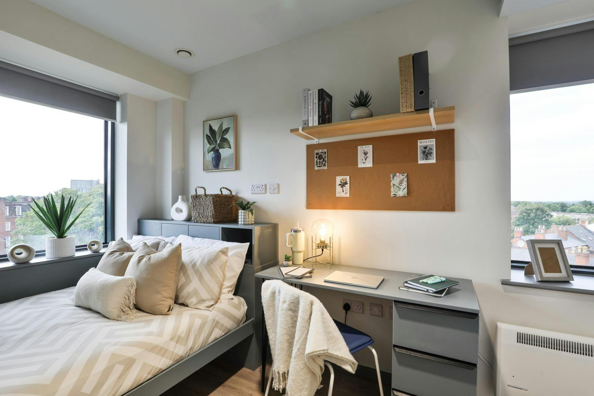 b16-studios-birmingham-birmingham-Gold Studio Plus