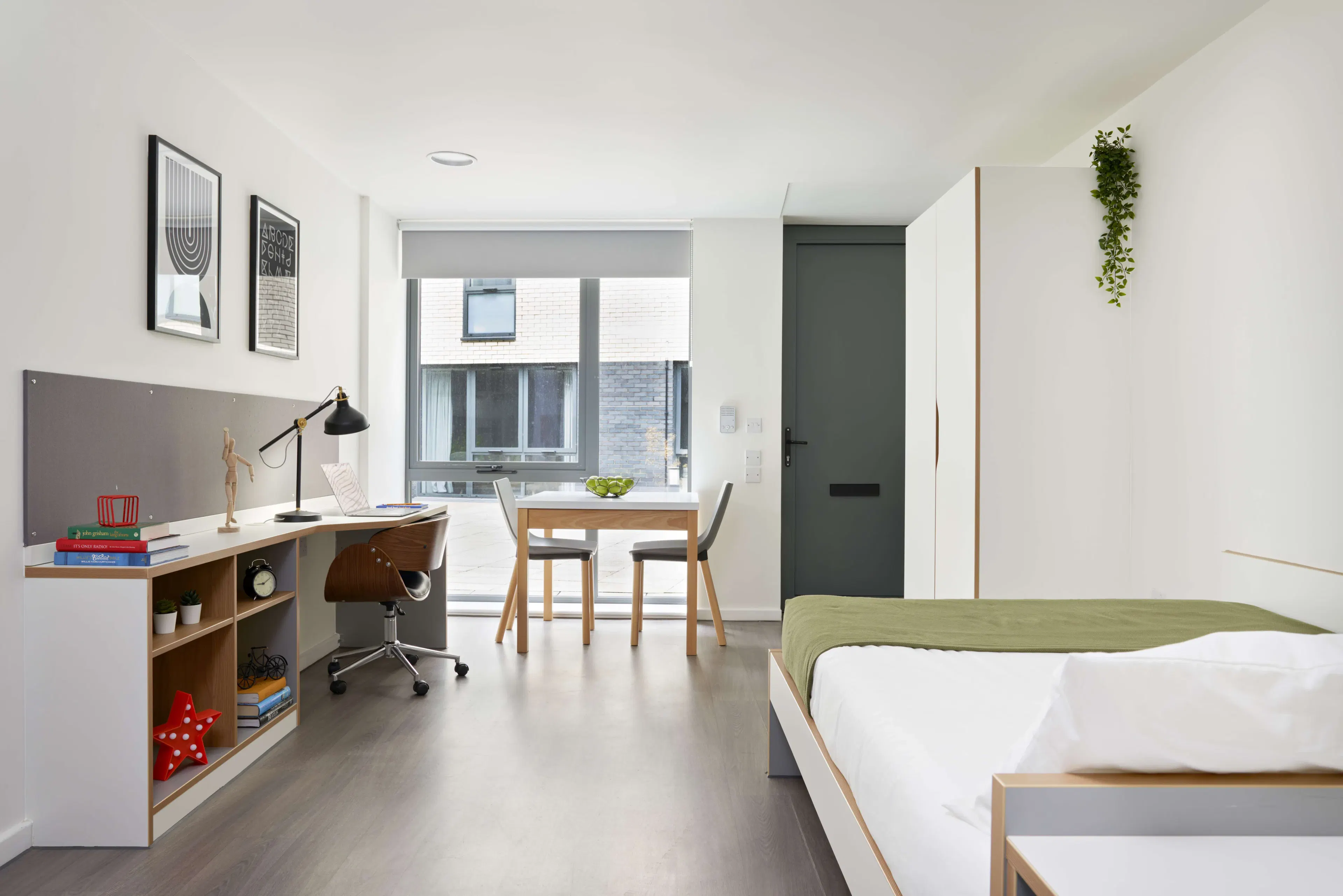 Gold Studio ROOM 3
