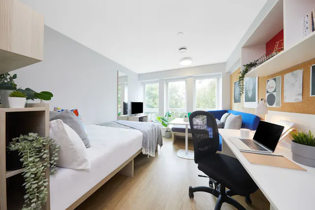 Gold Studio – Park View room image 1