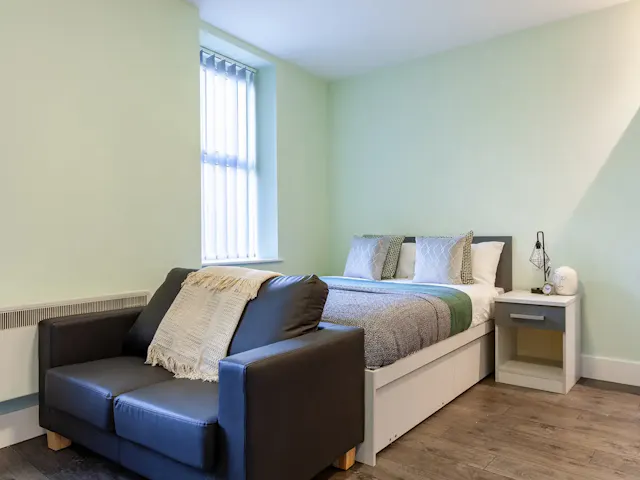 Gold Studio room image 1