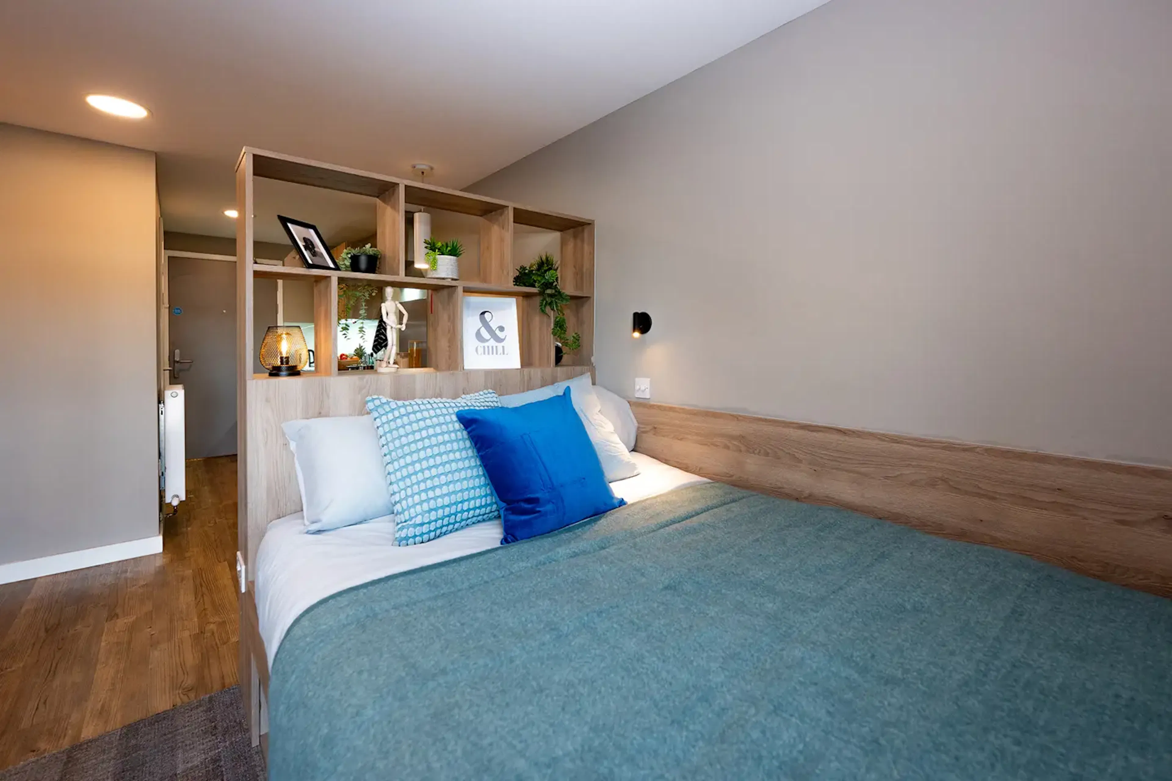Gold Studio ROOM 2