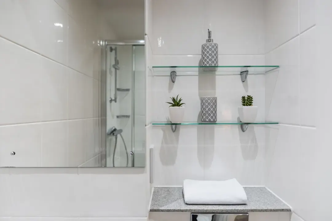 Gold En-Suite