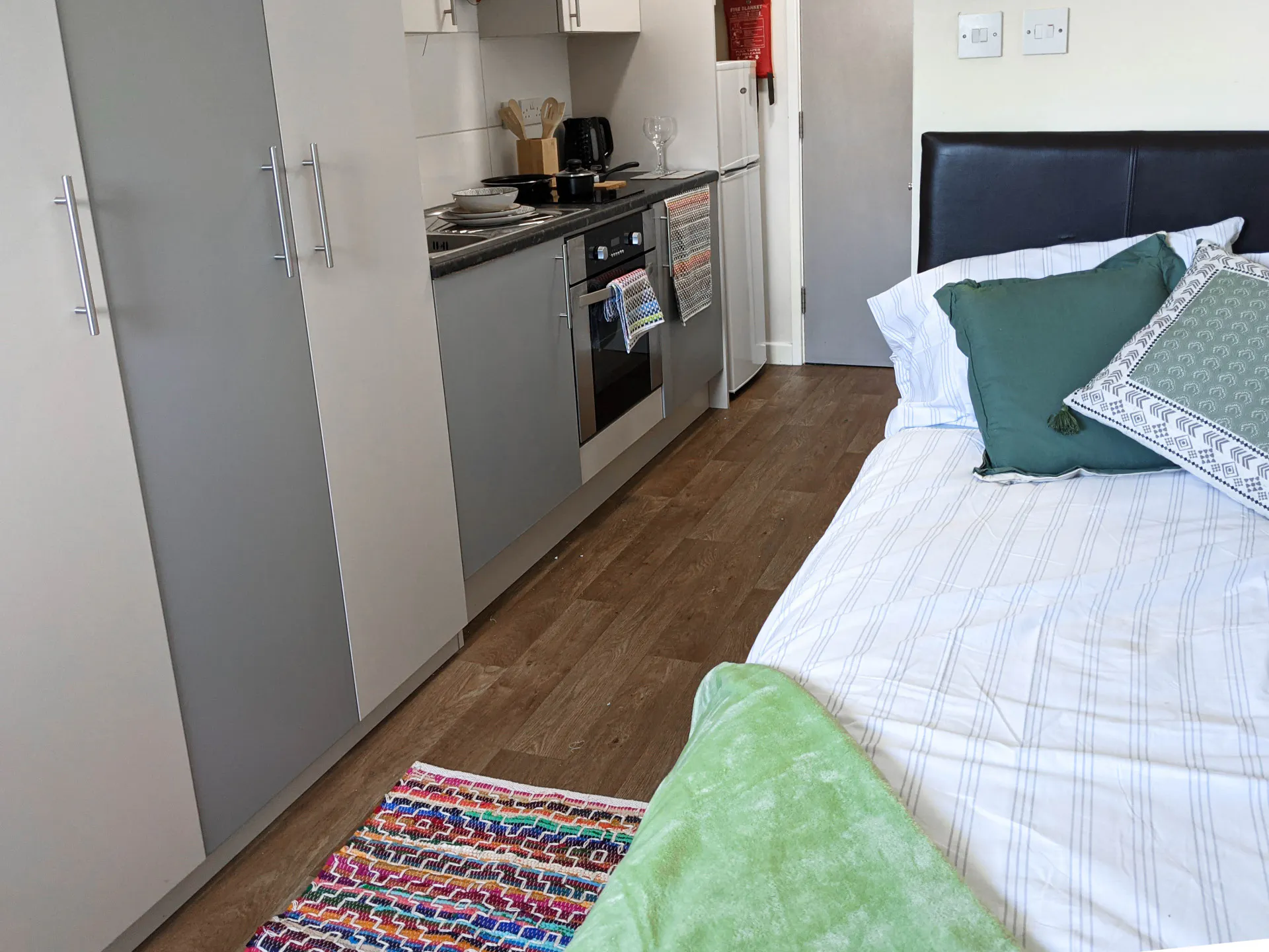Gold Studio ROOM 3