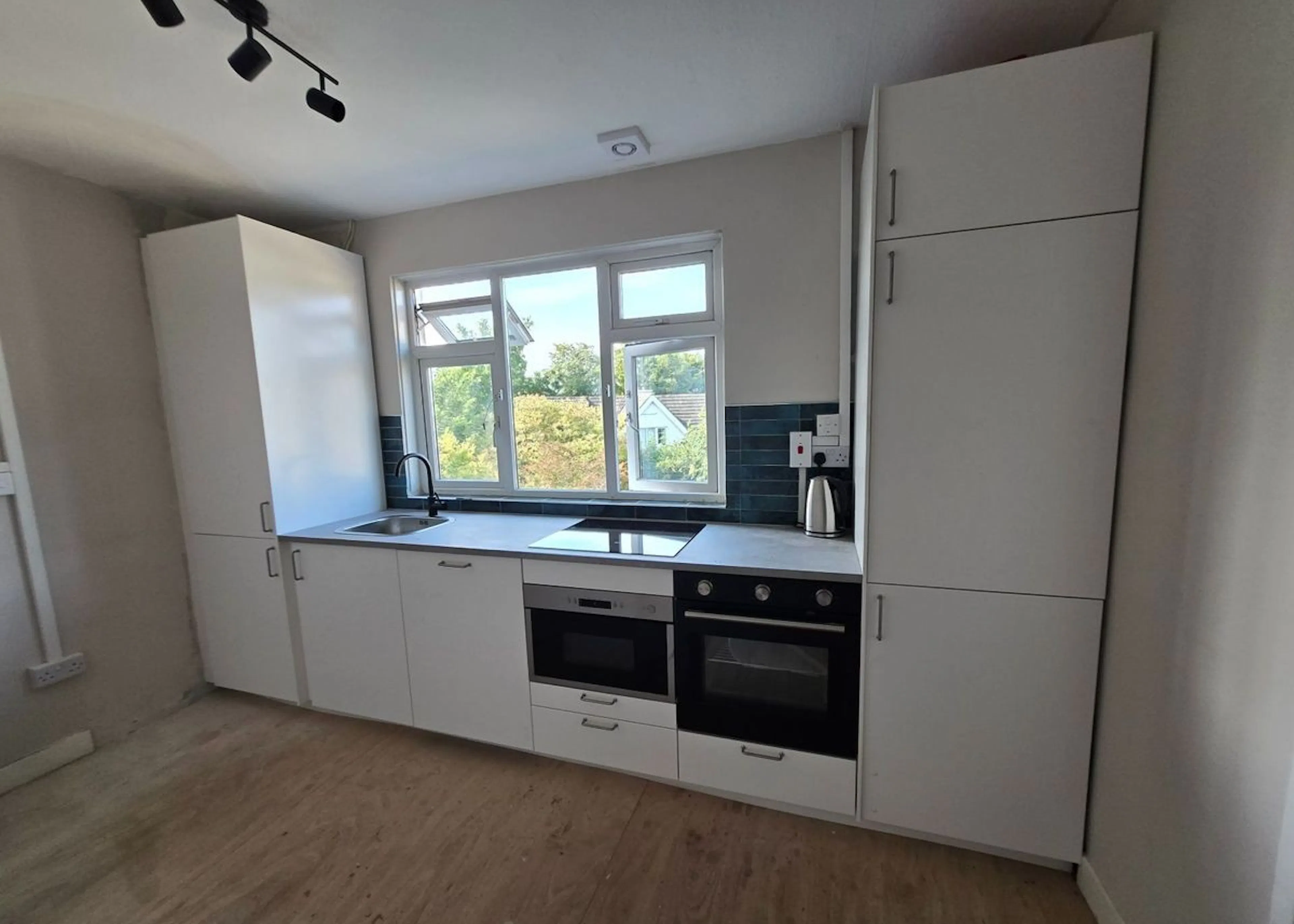Double Room KITCHEN 3