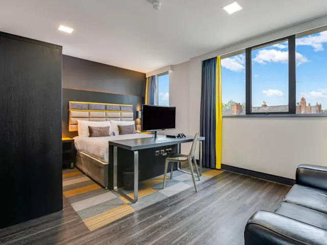 Grande Studio room image 1