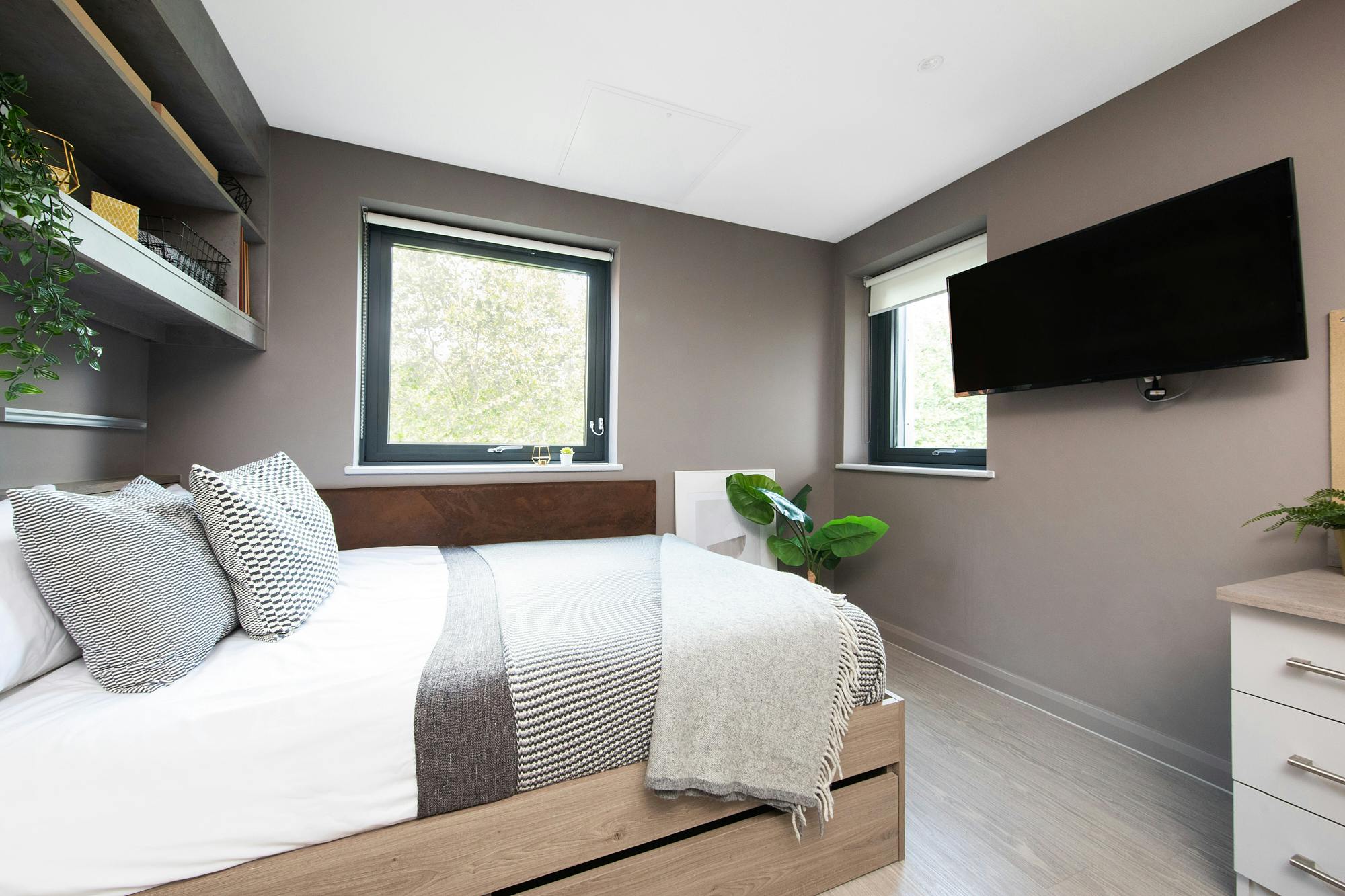 Ground Floor 6 Bed Ensuite