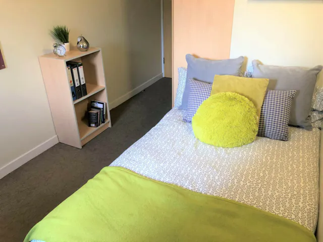 Ground Floor Premier En-Suite room image 1