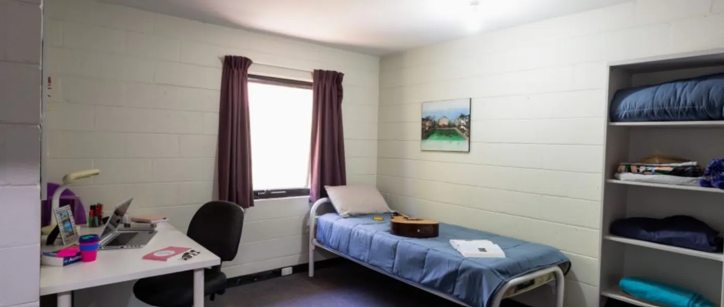 ROOM ROOM 1