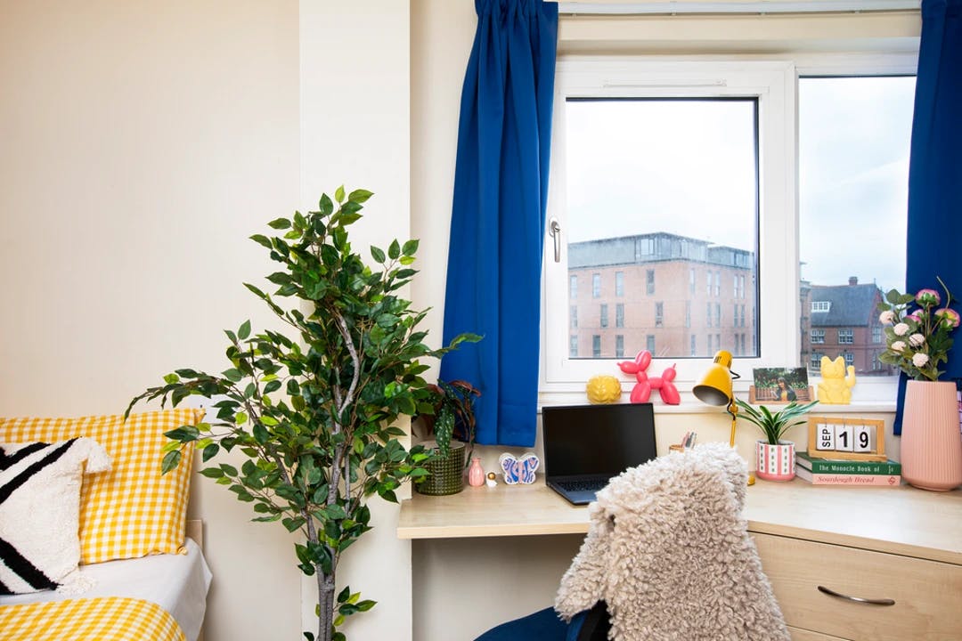 Ensuite Small Highest Single