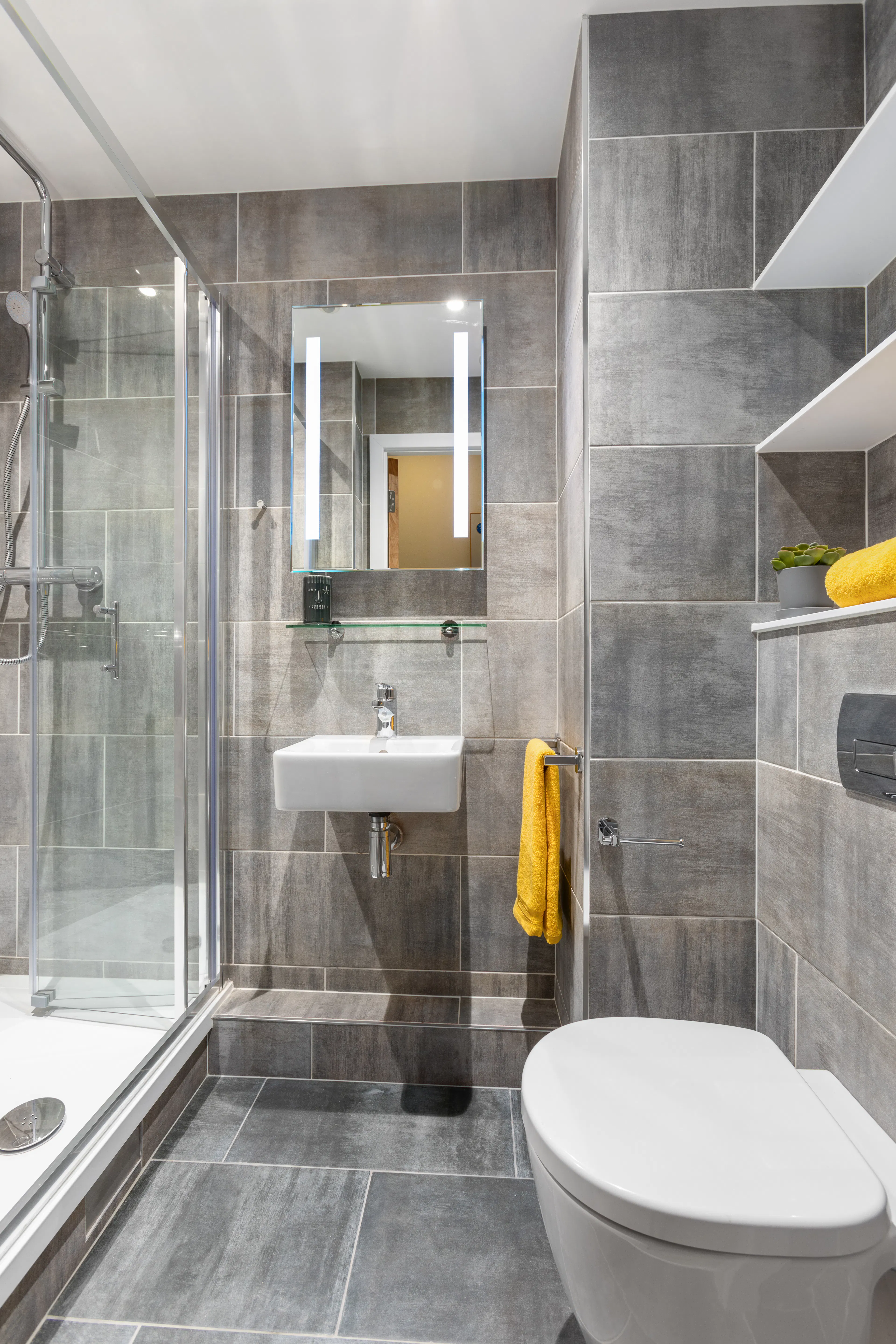 BATHROOM BATHROOM 2