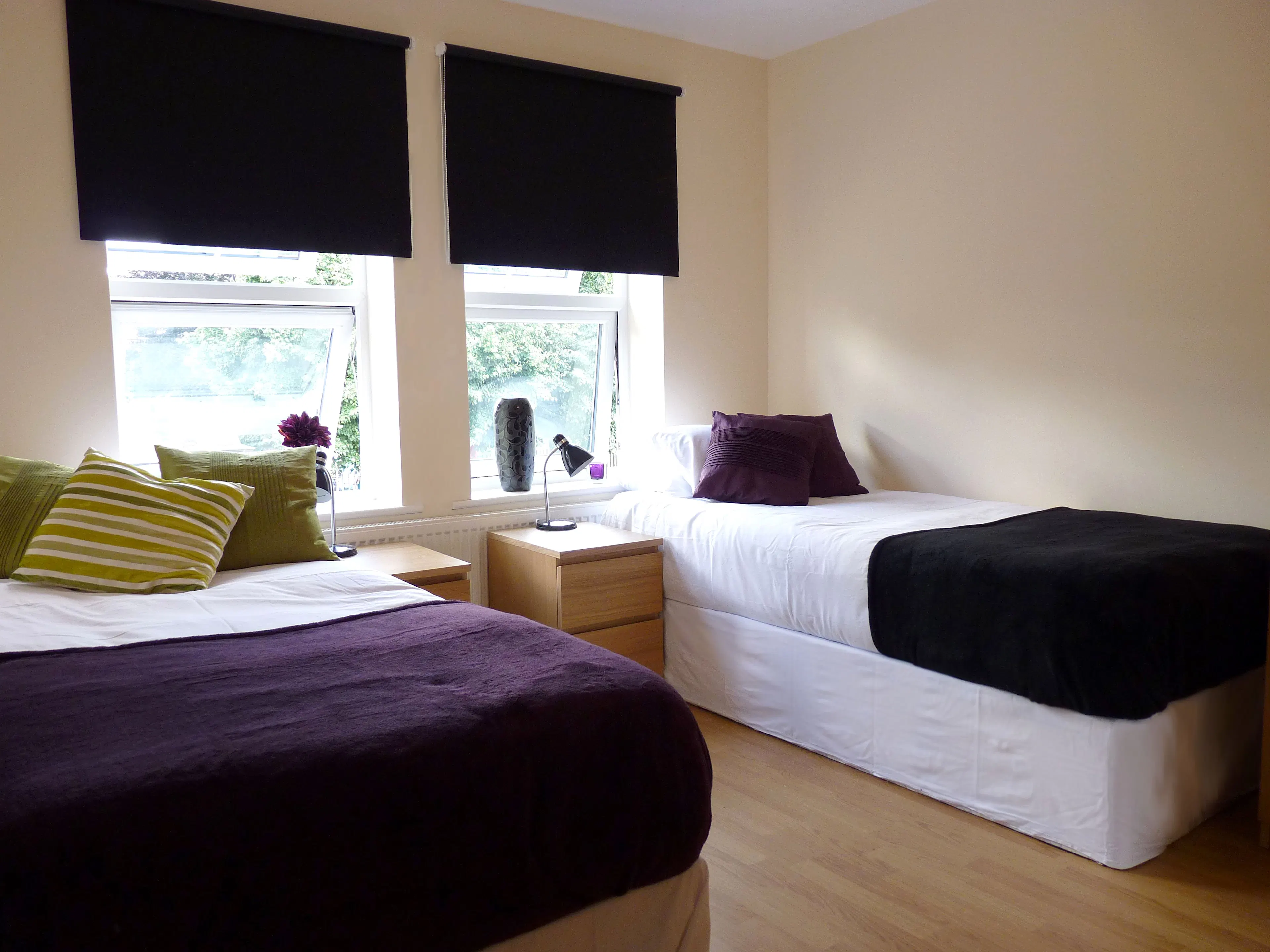 ROOM ROOM 1