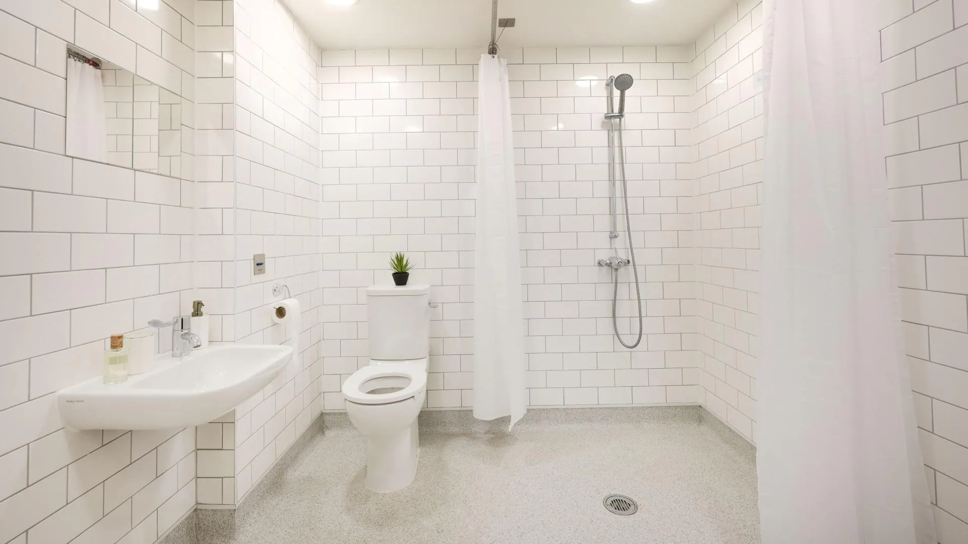 Superior Ensuite Plus