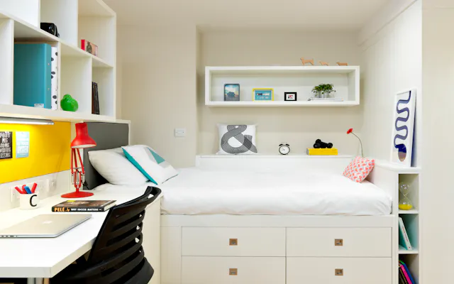 Howard Twin Studio room image 1