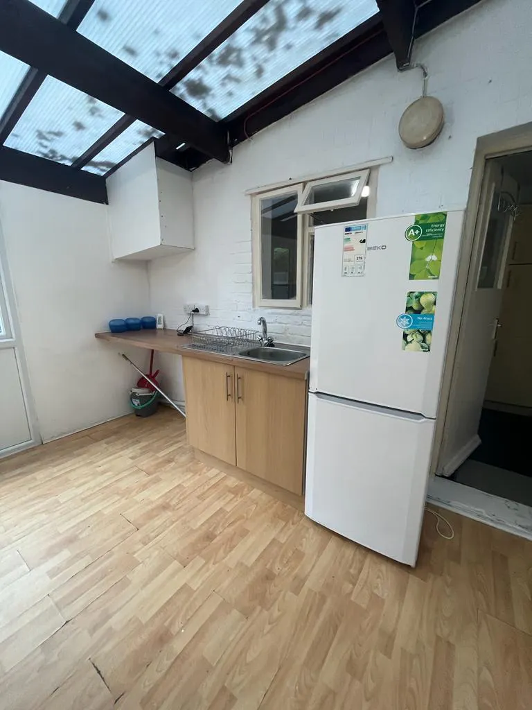 KITCHEN KITCHEN 3