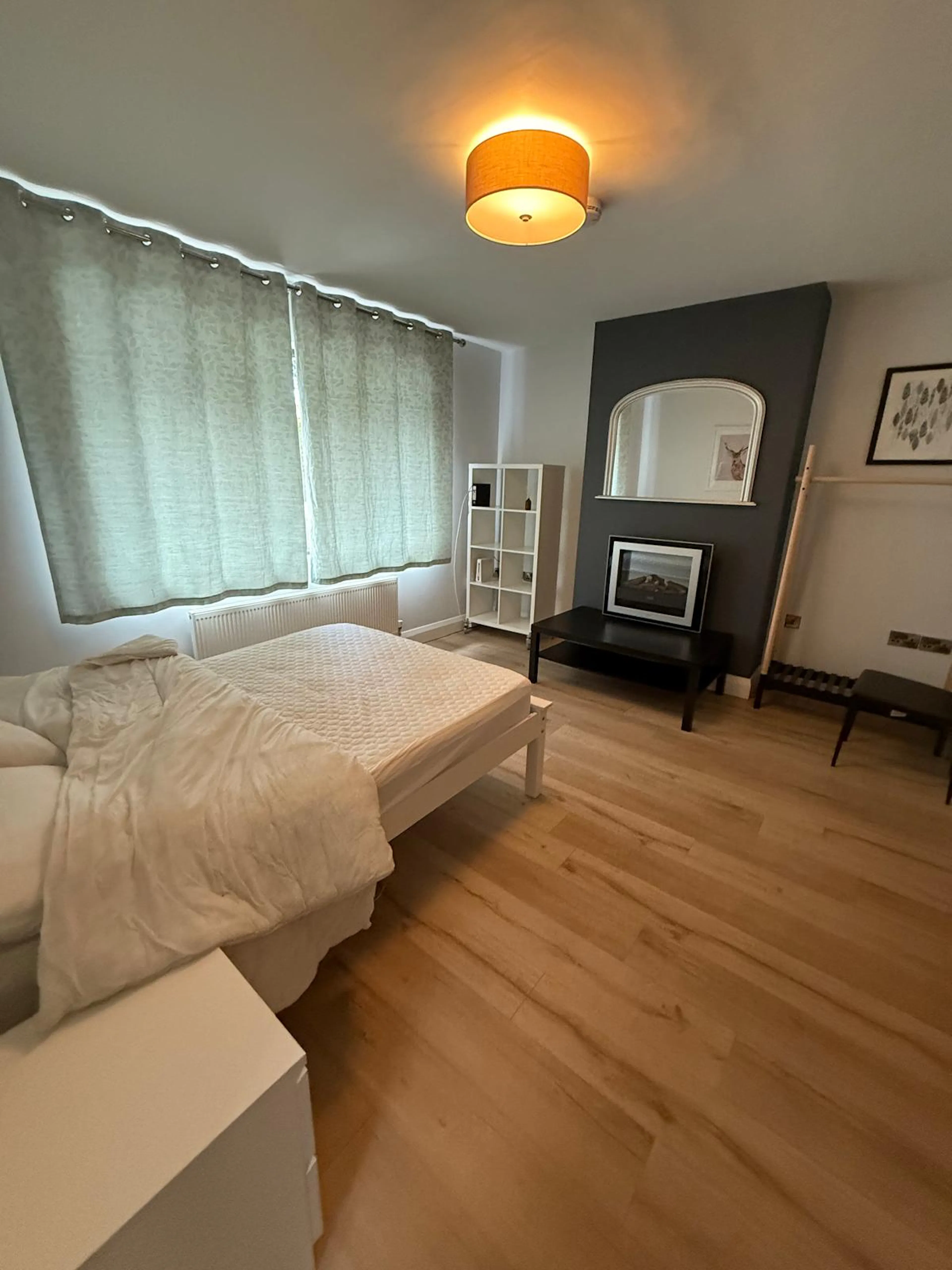 ROOM ROOM 3