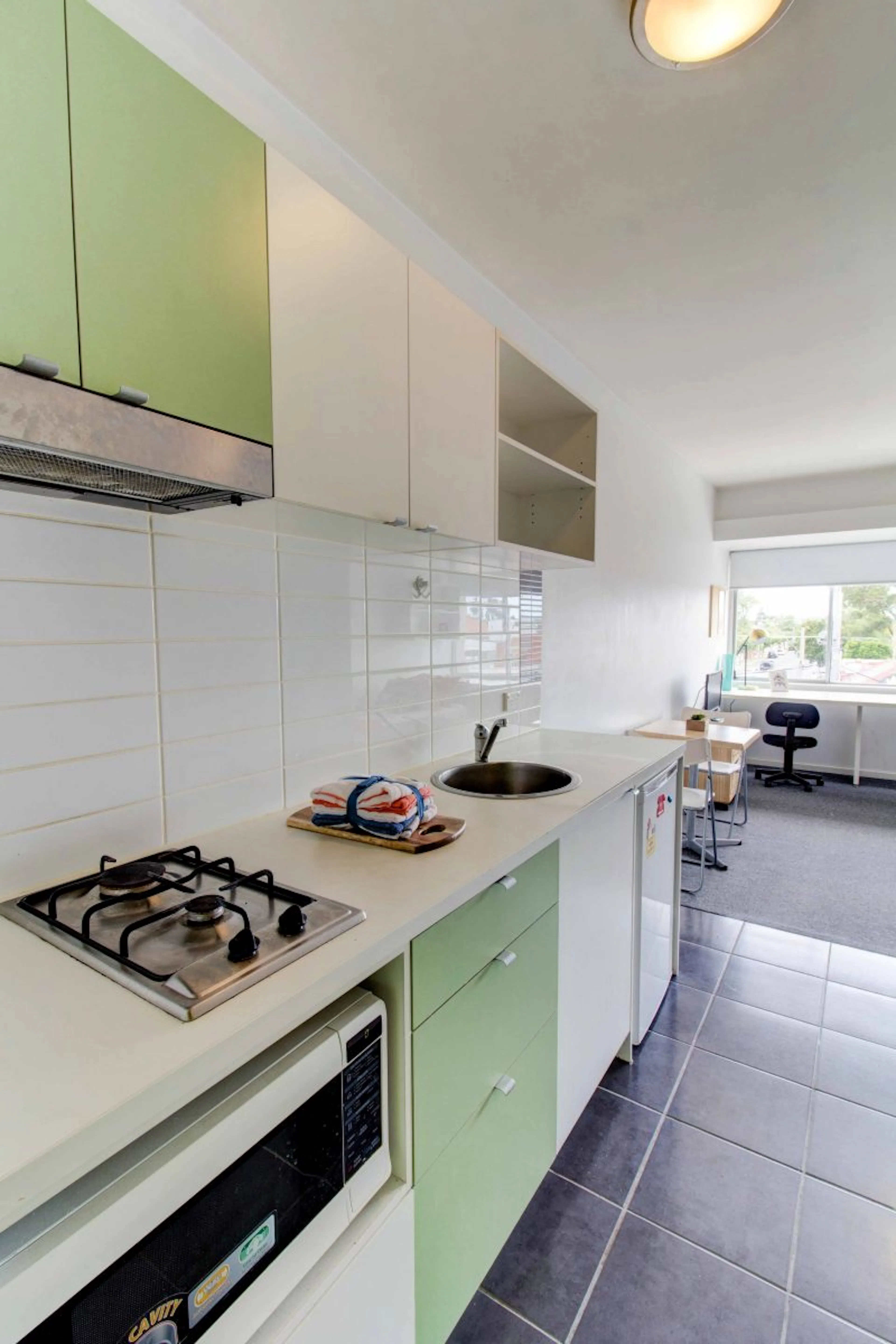 Medium Studio KITCHEN 3