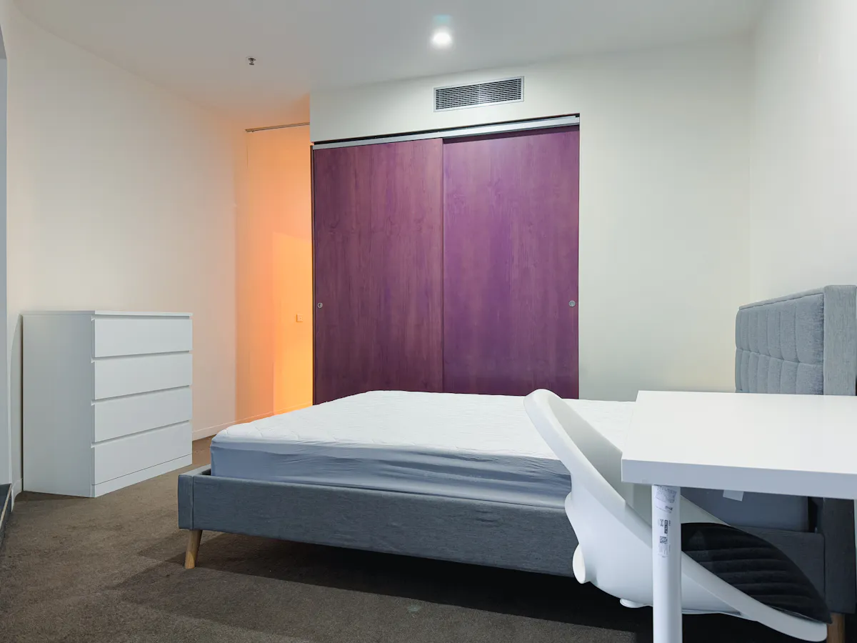 2 Bedroom 1 Bathroom Apartment ROOM