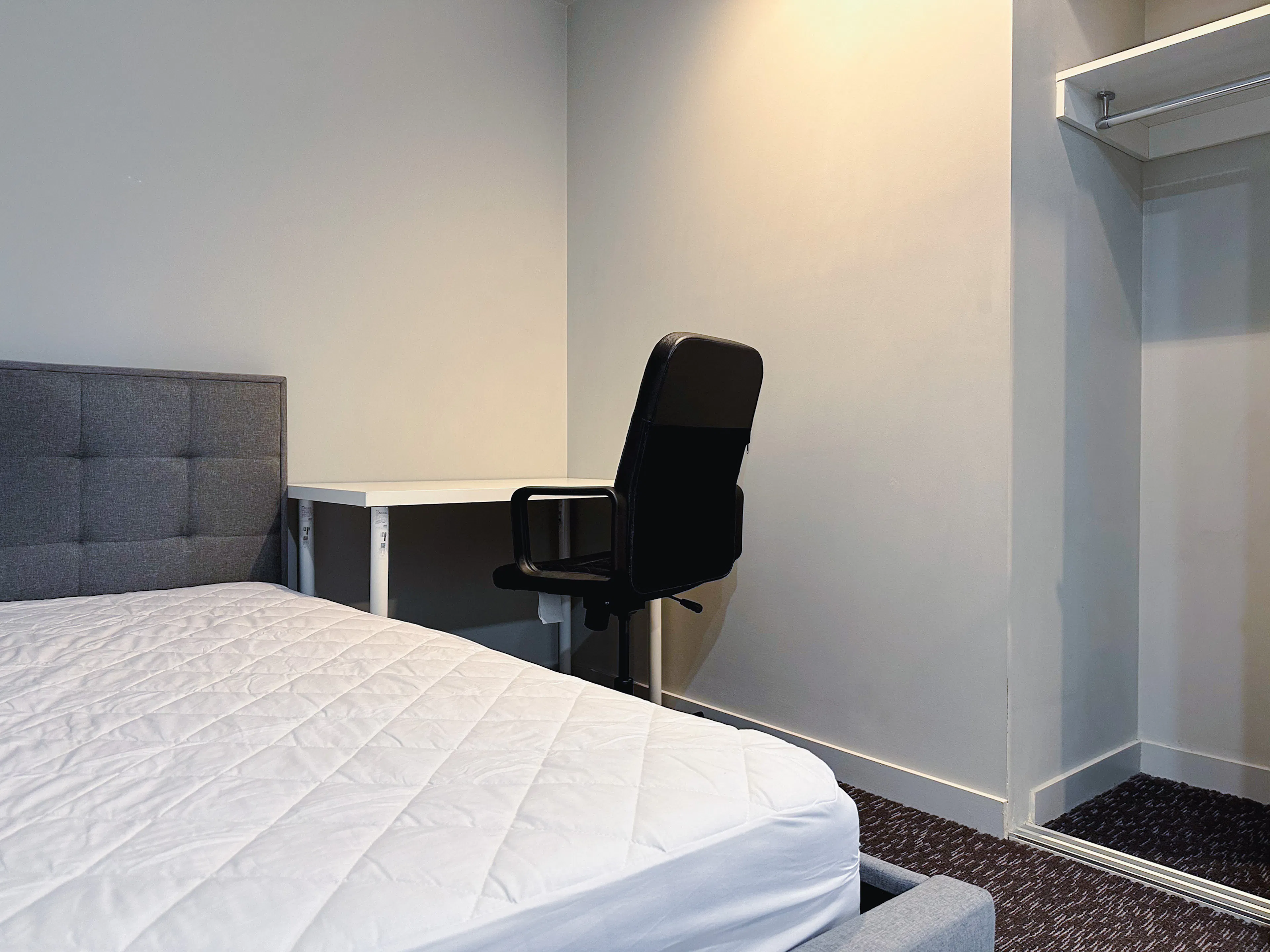 Master Room 1 (2Bed,1Bath) ROOM 2