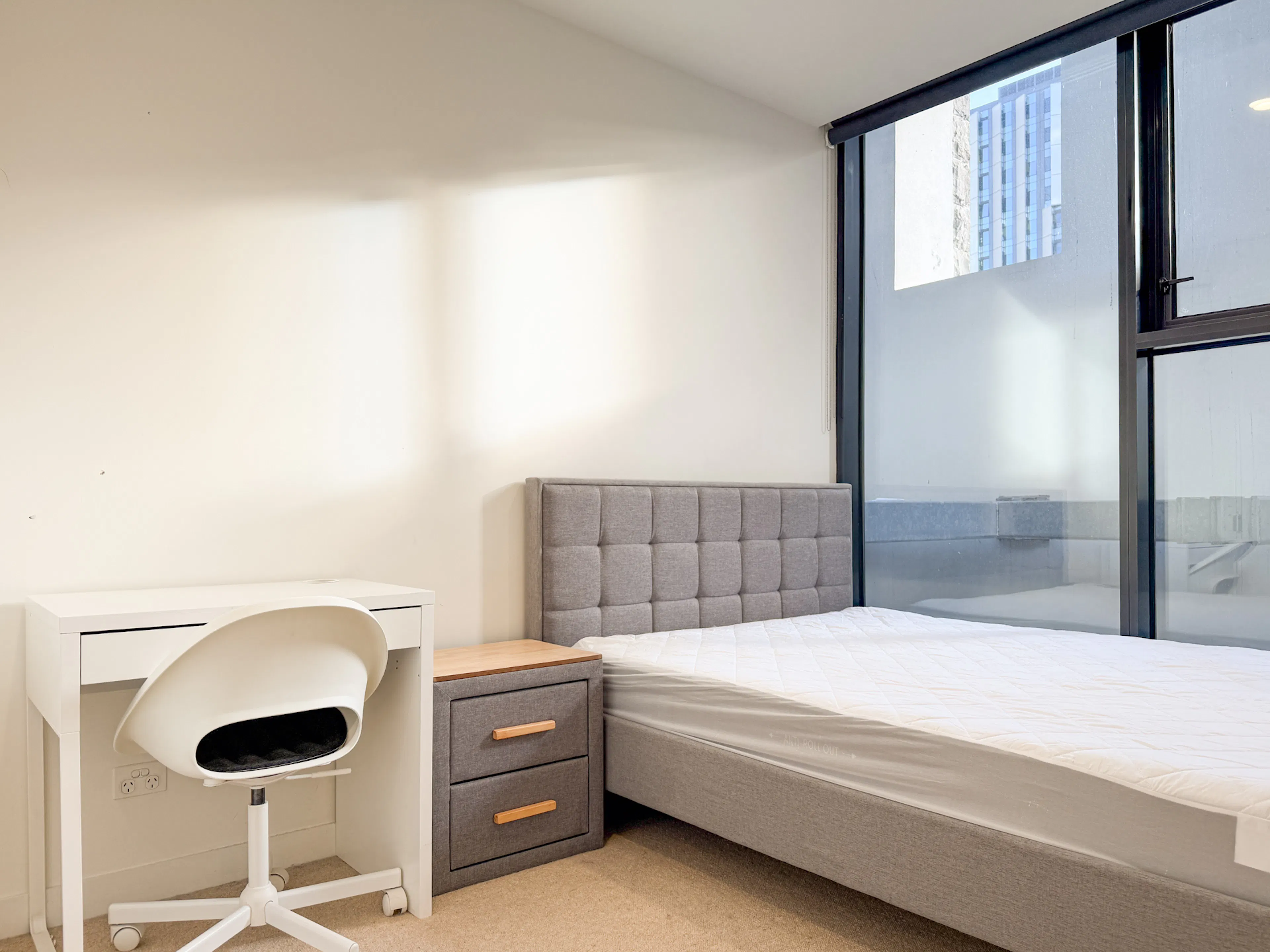Second Room (2Bed,2Bath) ROOM 1