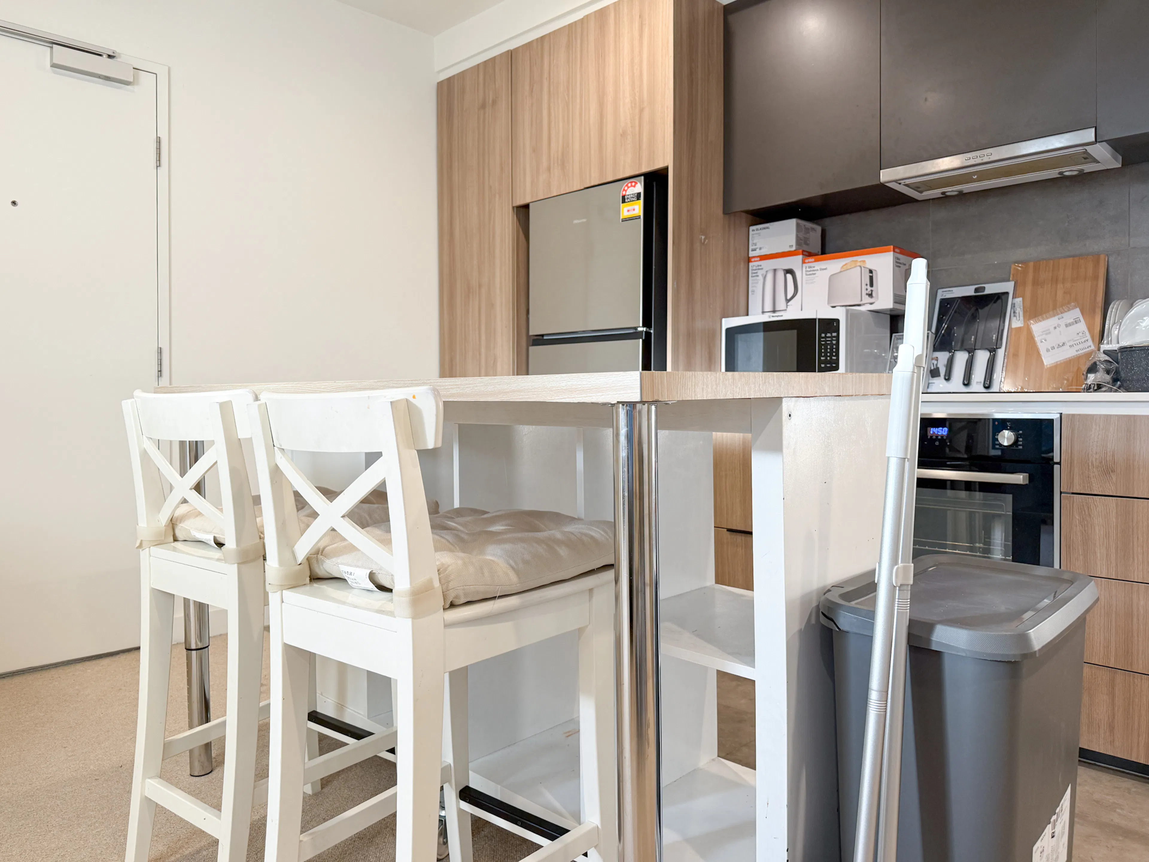 Second Room (2Bed,2Bath) KITCHEN 4