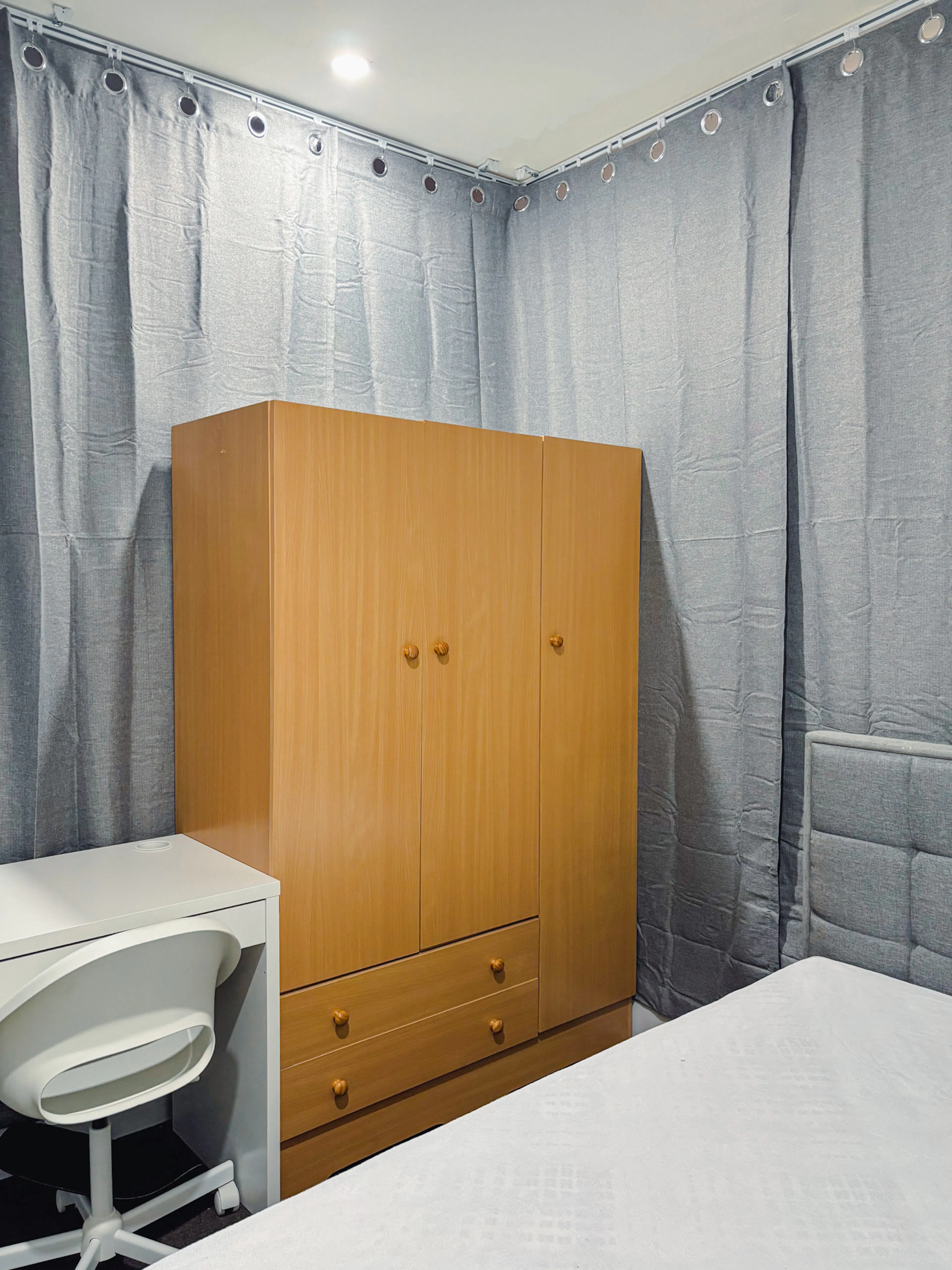 2 Bedroom 1 Bathroom Apartment ROOM 3