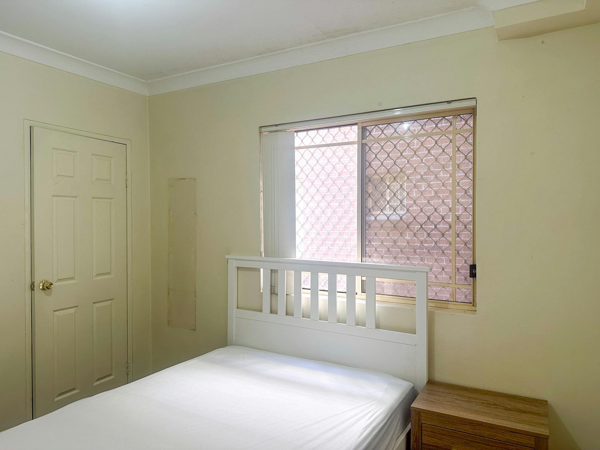 3033-39-wilga-st-sydney-Master Room