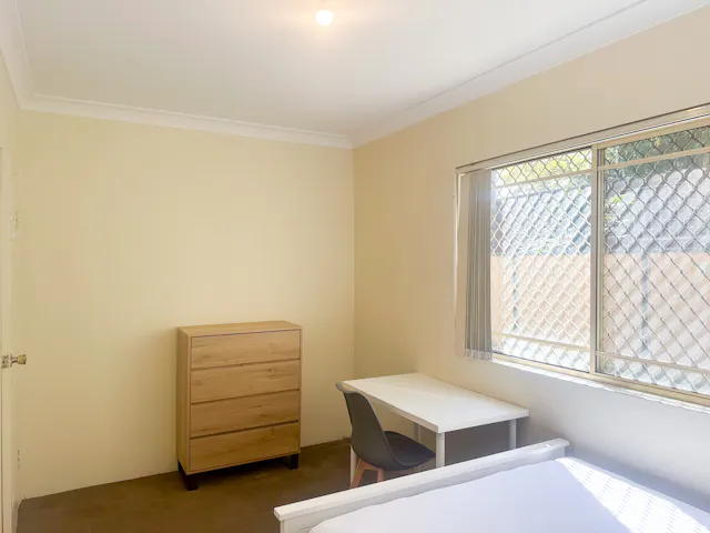 Master Room room image 2
