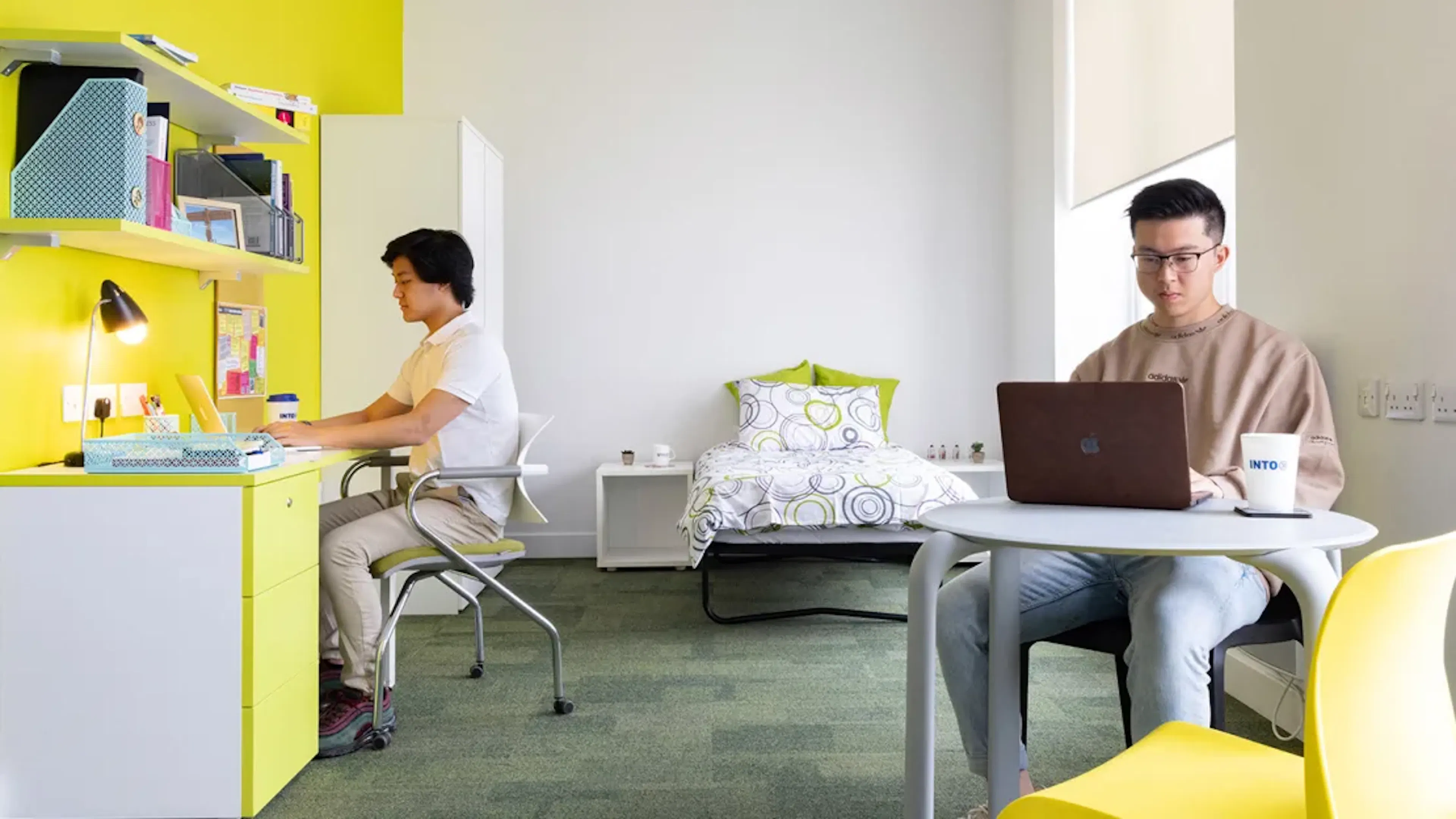 ROOM ROOM 1