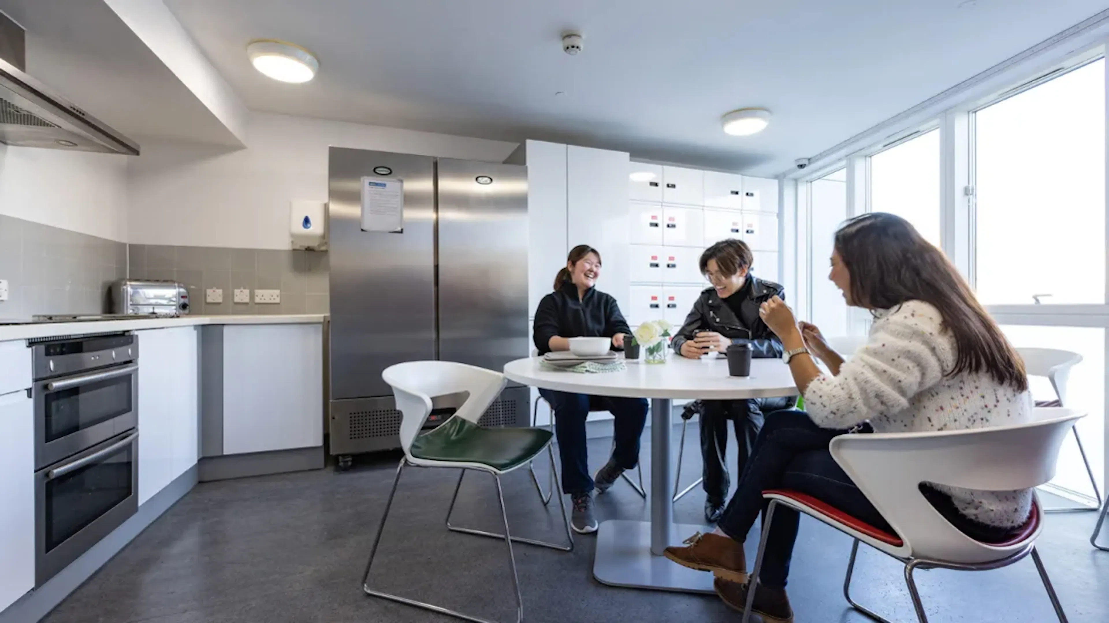 Premium En-suite KITCHEN 1