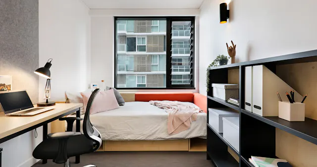 Premium Single Bedroom- 5 share room image 1