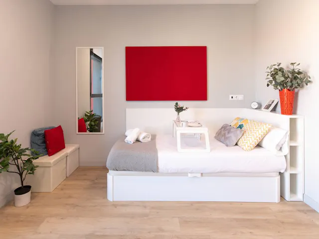 Individual PMR room image 1